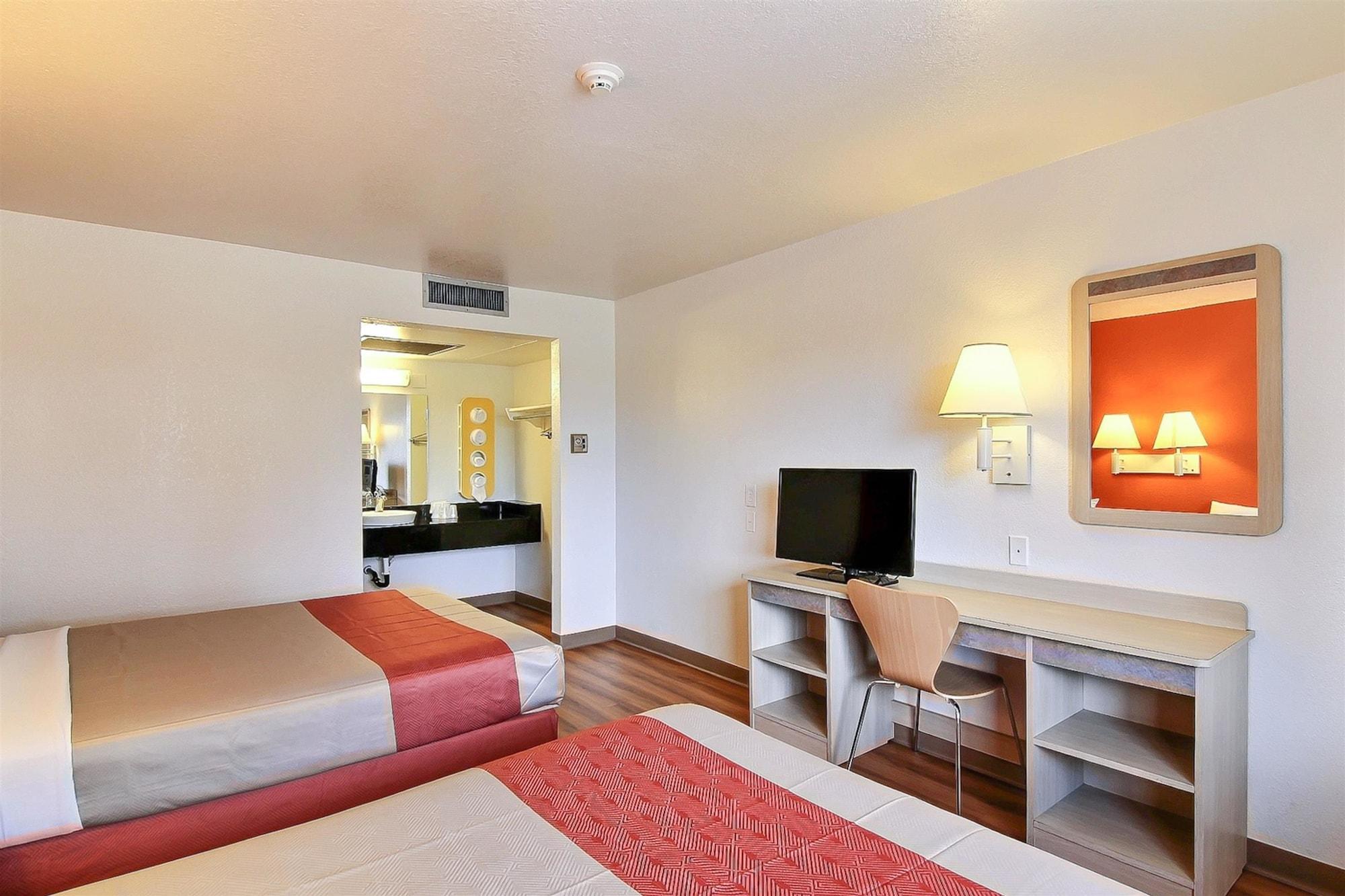 6-lompoc, Ca 2*